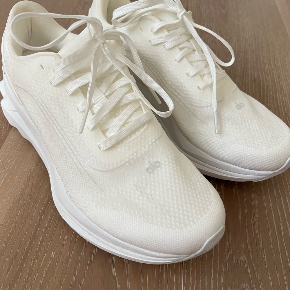 Alo Running Athletic Shoes